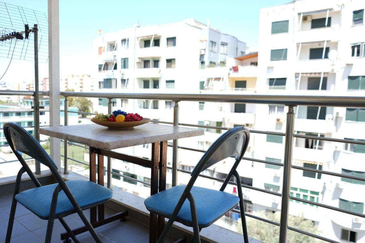 Merry'S Apartment Durrës Esterno foto